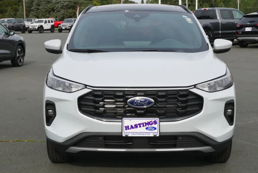 2026 Ford Escape ST-Line Select photo 1