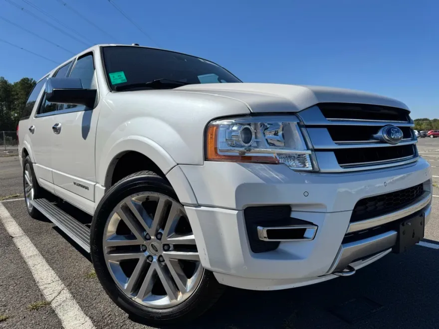 2016 Ford Expedition Platinum photo 1