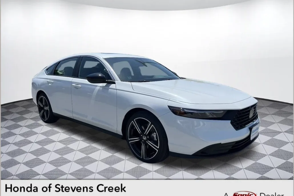 2025 Honda Accord LX photo 1
