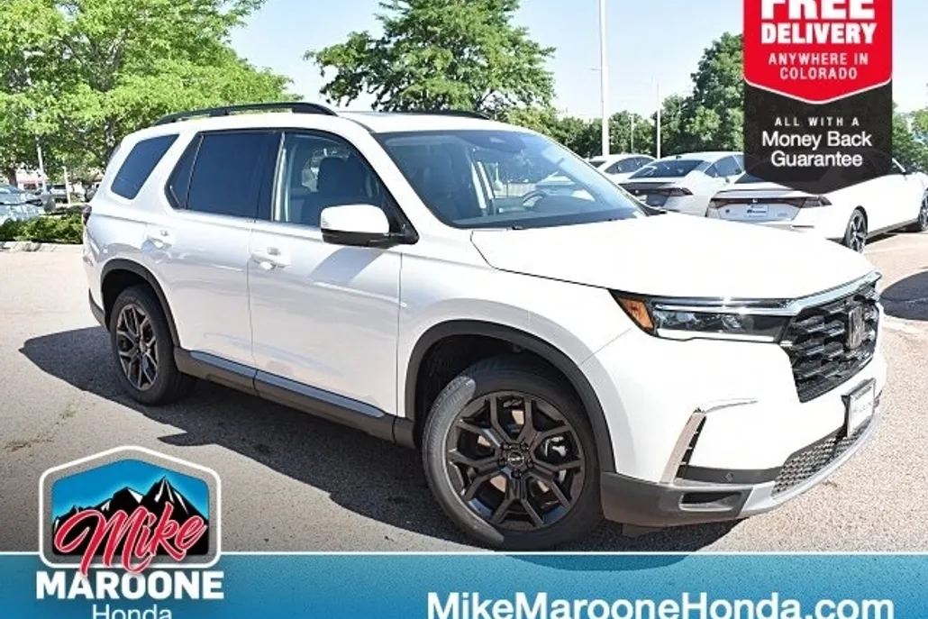 2025 Honda Pilot Touring photo 1