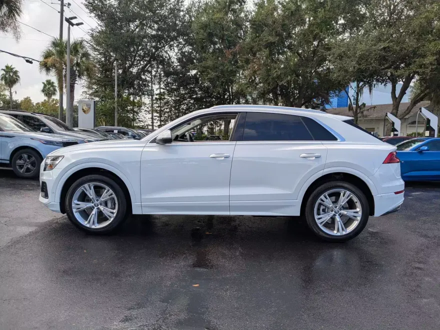2020 Audi Q8 55 Premium photo 1