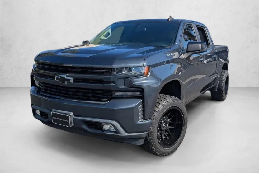 2019 Chevrolet Silverado RST photo 1