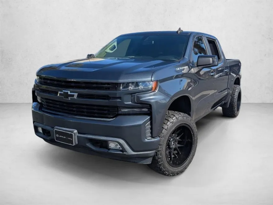 2019 Chevrolet Silverado RST photo 1