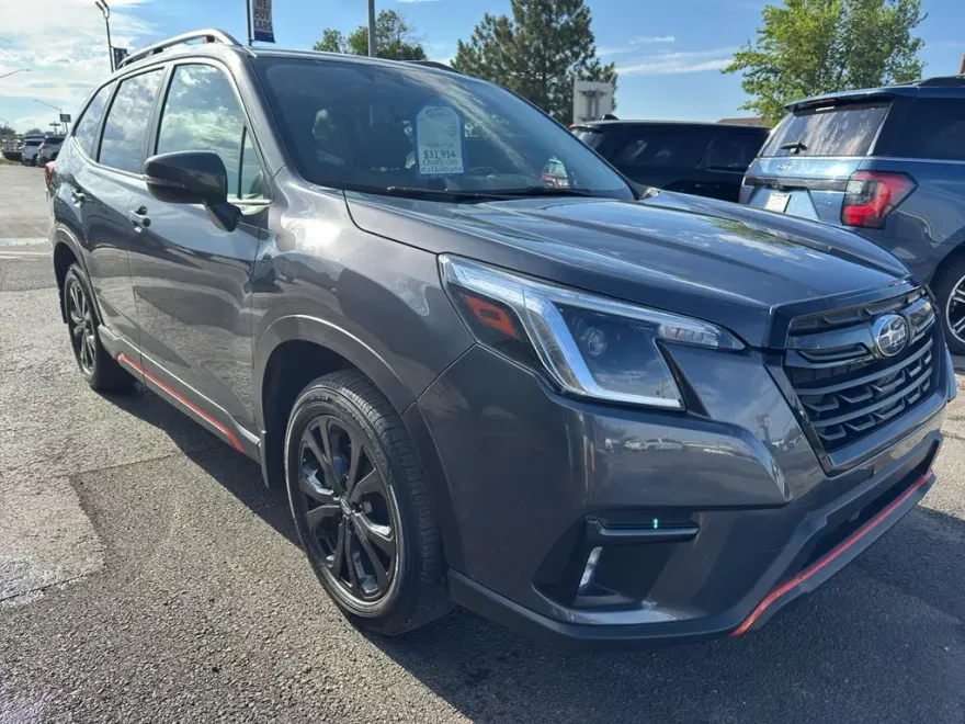 2023 Subaru Forester Sport photo 1