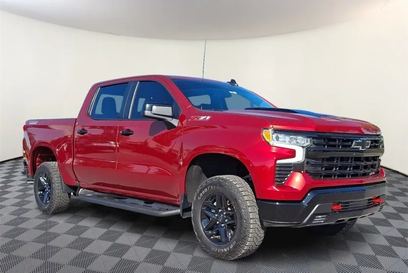 2024 Chevrolet Silverado 1500 LT Trail Boss photo 1