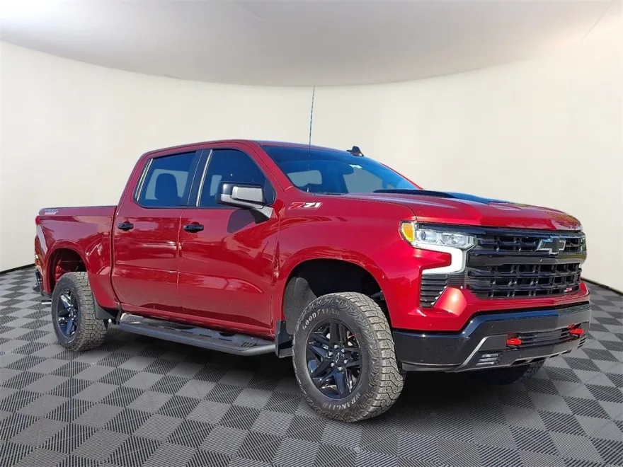 2024 Chevrolet Silverado 1500 LT Trail Boss photo 1