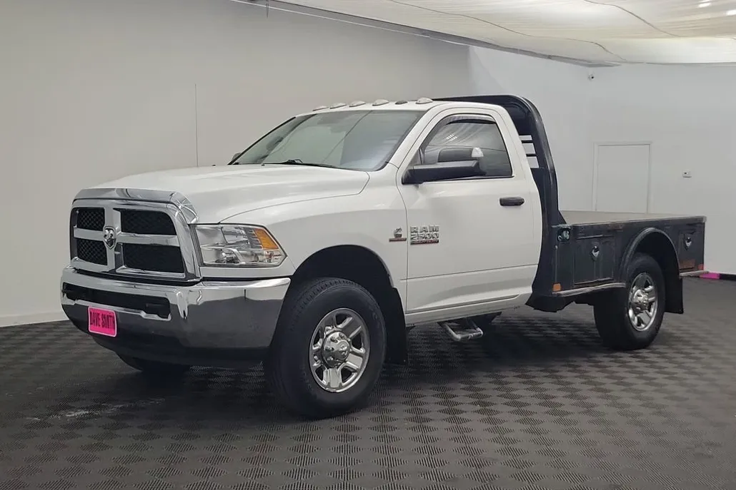 2017 Ram 2500 Tradesman photo 1