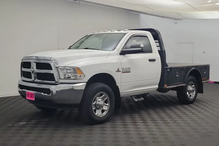 2017 Ram 2500 Tradesman photo 1