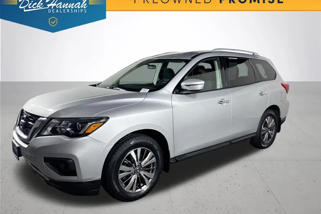 2019 Nissan Pathfinder S photo 1