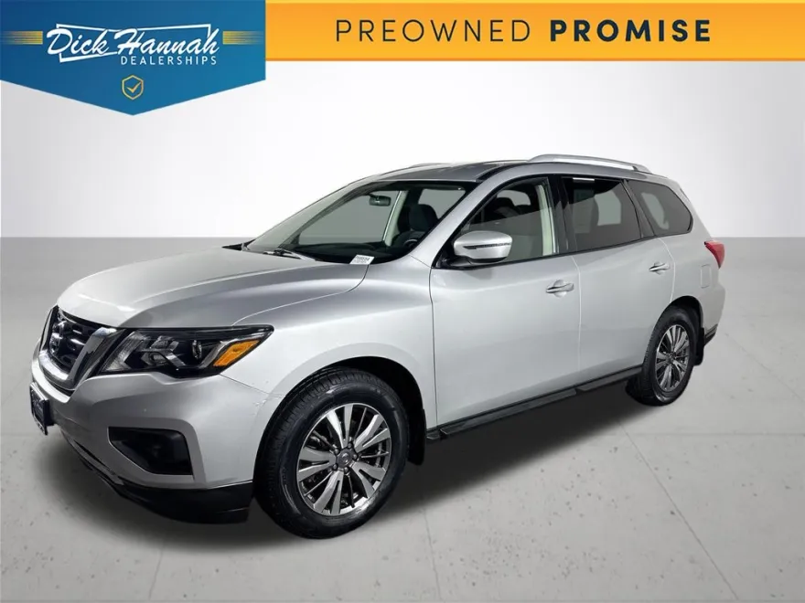 2019 Nissan Pathfinder S photo 1