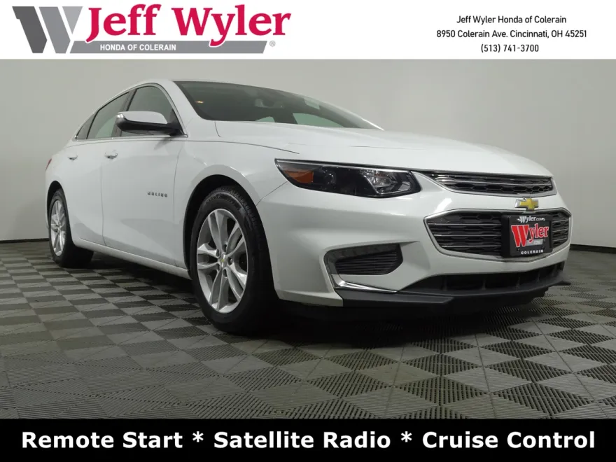 2018 Chevrolet Malibu 1LT photo 1