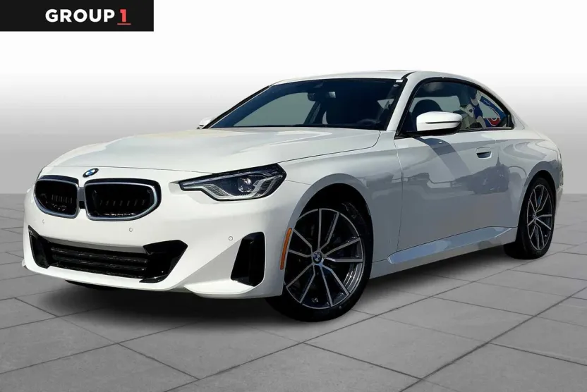 2025 Bmw 230i photo 1