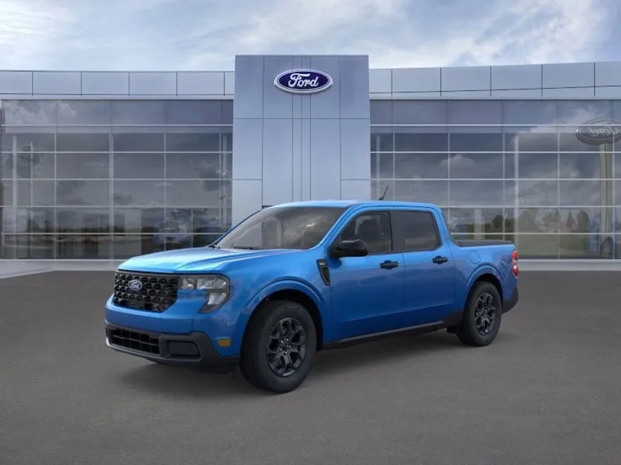 2025 Ford Maverick XLT photo 1