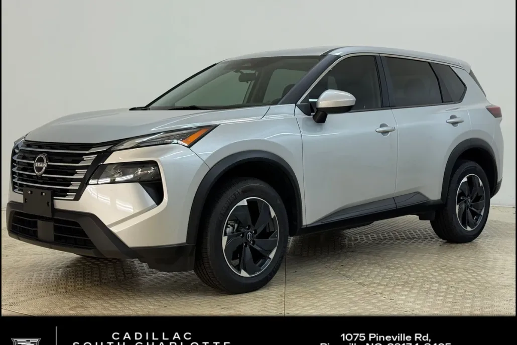 2024 Nissan Rogue SV photo 1