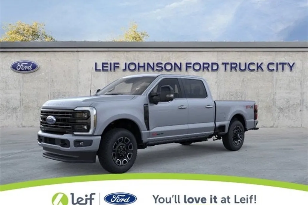 2025 Ford F-250 Platinum photo 1