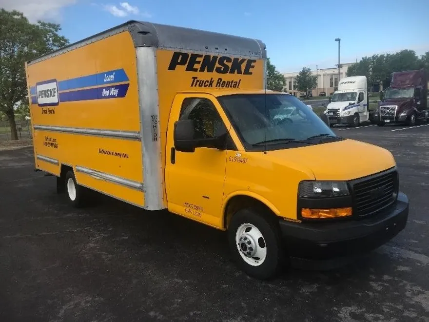 2021 Gmc Savana 3500 Cutaway photo 1