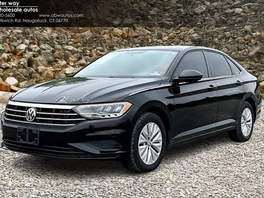 2019 Volkswagen Jetta SE R-Line photo 1