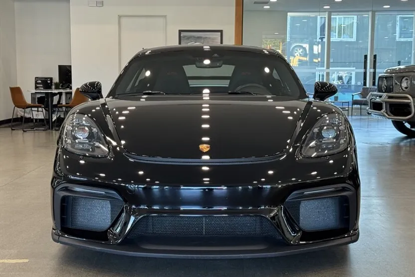 2021 Porsche Cayman GT4 photo 1