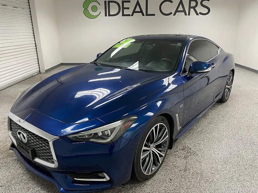 2018 Infiniti Q60 3.0t Luxe photo 1