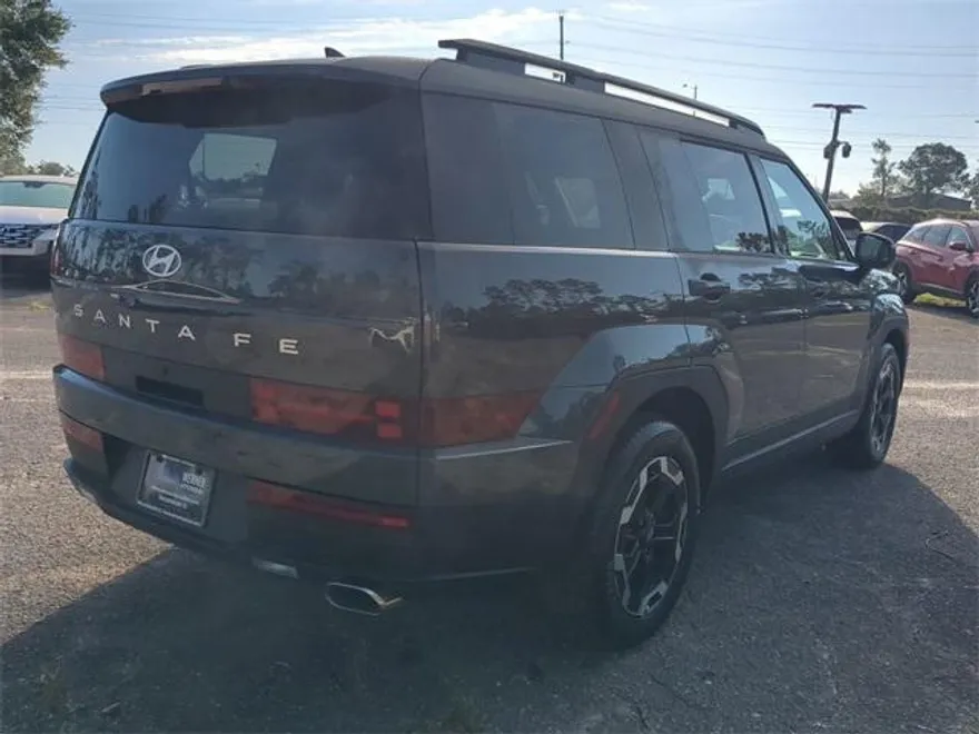 2025 Hyundai Santa Fe SEL photo 1