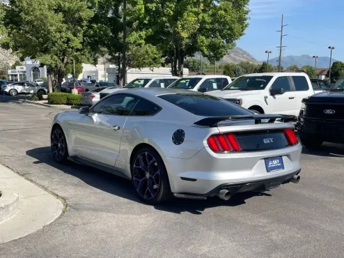 2016 Ford Mustang GT photo 4