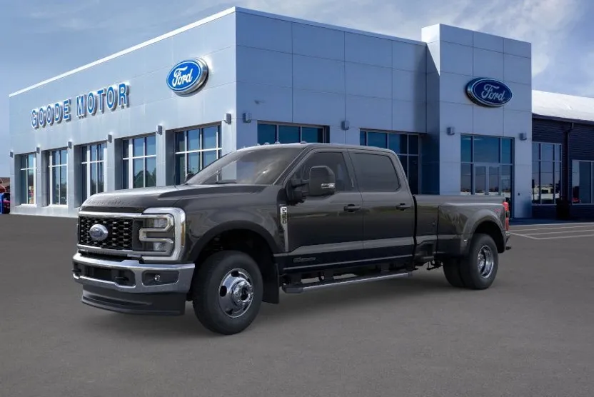 2025 Ford F-350 Lariat photo 1