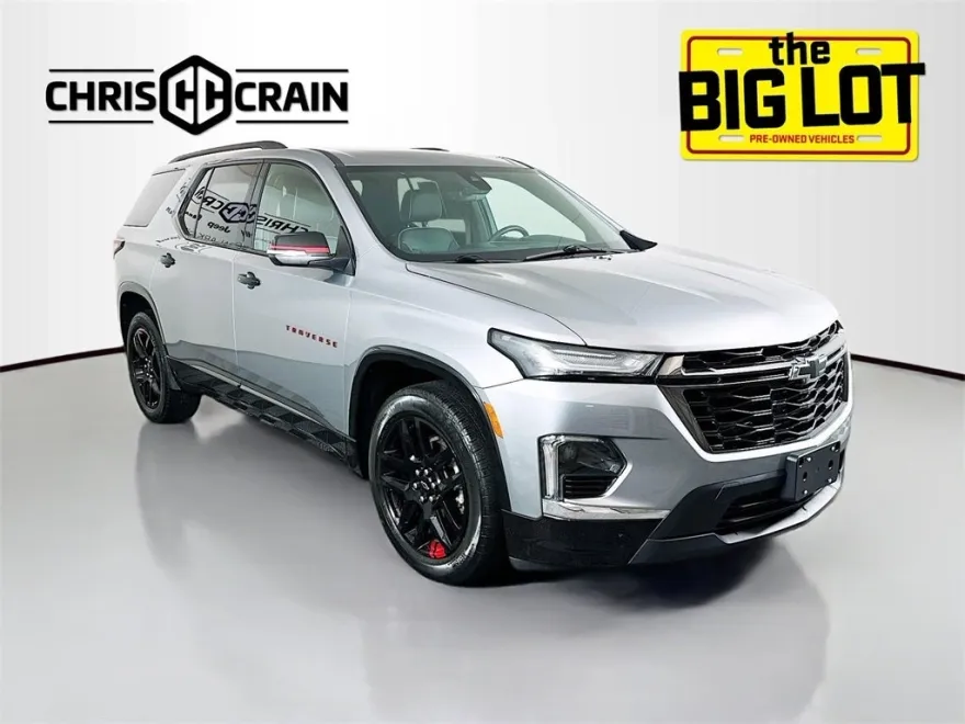 2023 Chevrolet Traverse Premier photo 1