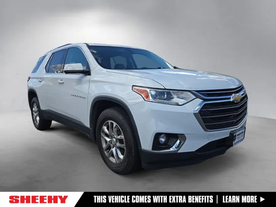 2018 Chevrolet Traverse Cloth 1LT photo 1