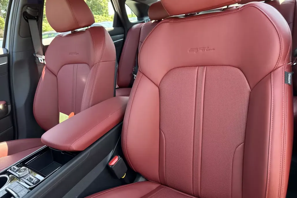 2026 Kia K5 GT-Line photo 1
