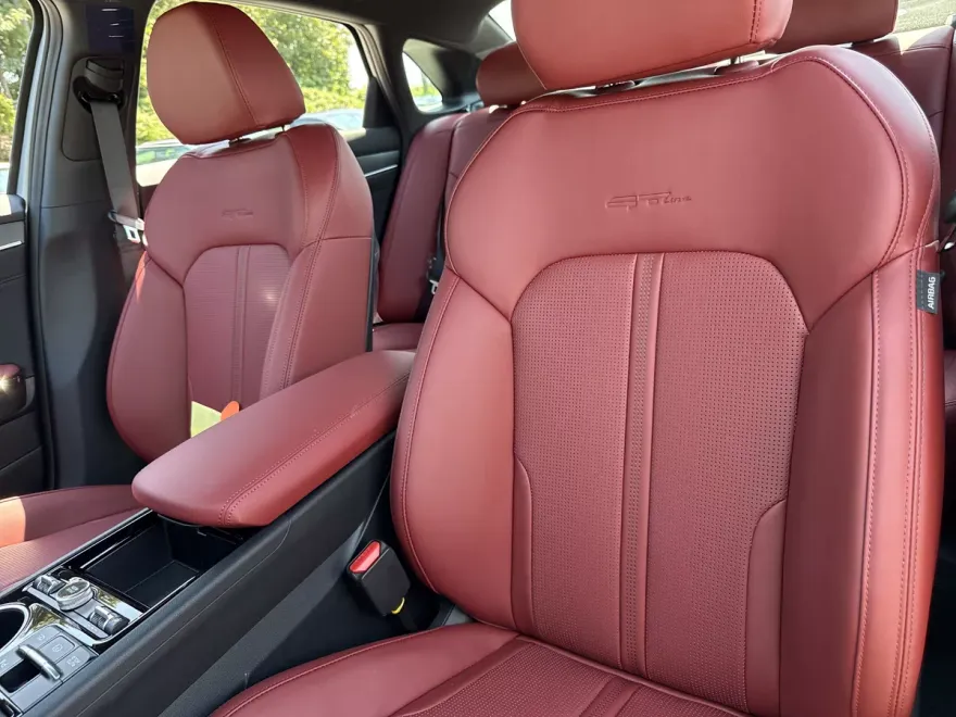 2026 Kia K5 GT-Line photo 1