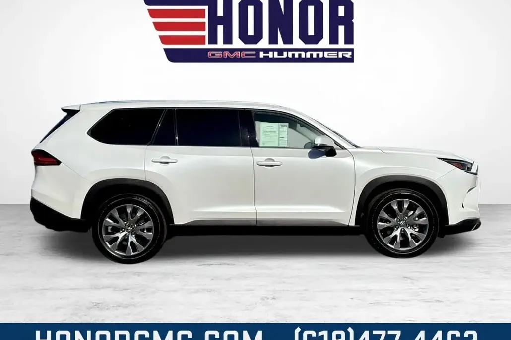 2024 Toyota Grand Highlander Limited photo 1