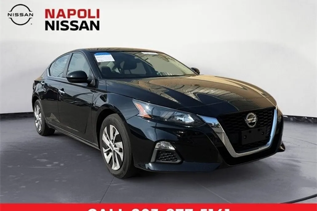 2022 Nissan Altima 2.5 S photo 1