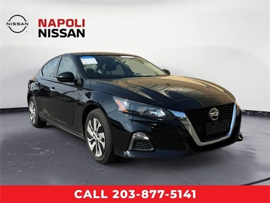 2022 Nissan Altima 2.5 S photo 1
