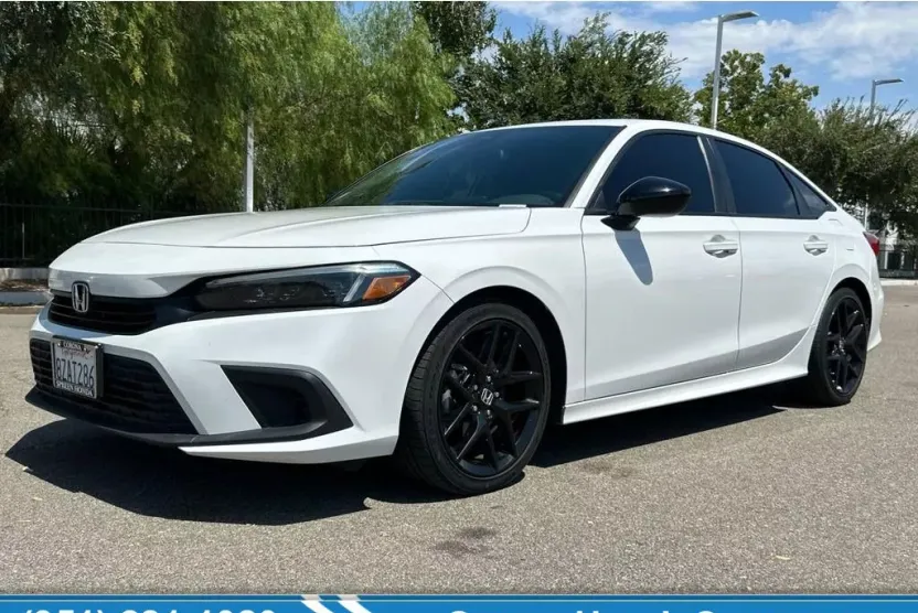 2022 Honda Civic Sport photo 1