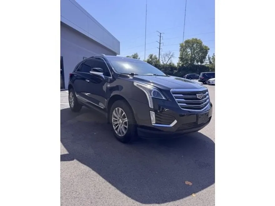 2017 Cadillac XT5 Luxury photo 1