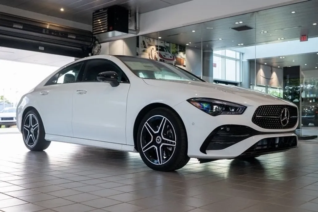 2026 Mercedes Benz CLA 250 4MATIC photo 1