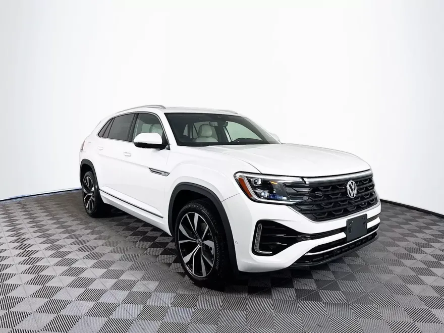 2025 Volkswagen Atlas Cross Sport SEL Premium R-Line photo 1
