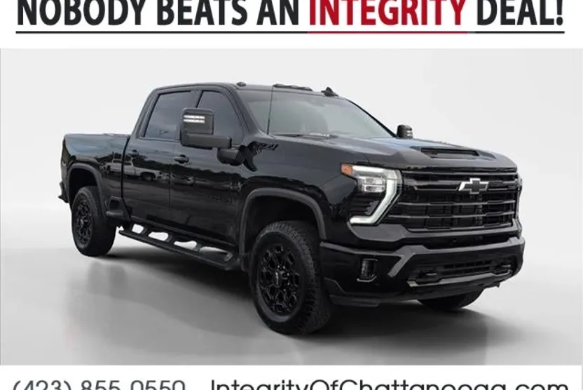 2024 Chevrolet Silverado 2500HD LT photo 1