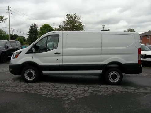 2025 Ford Transit photo 4