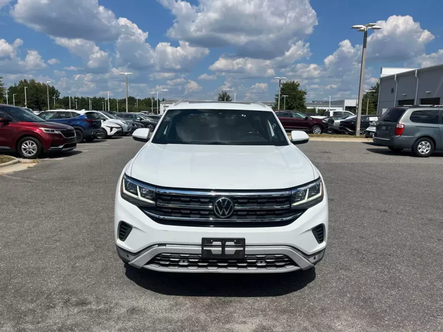 2020 Volkswagen Atlas Cross Sport V6 SEL photo 1