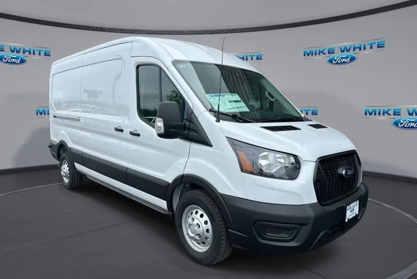 2025 Ford Transit photo 1
