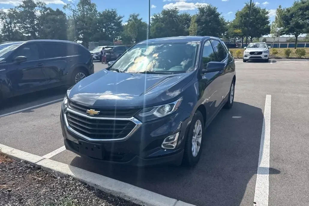 2018 Chevrolet Equinox photo 1