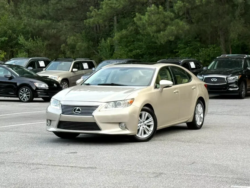 2015 Lexus ES 350 photo 1