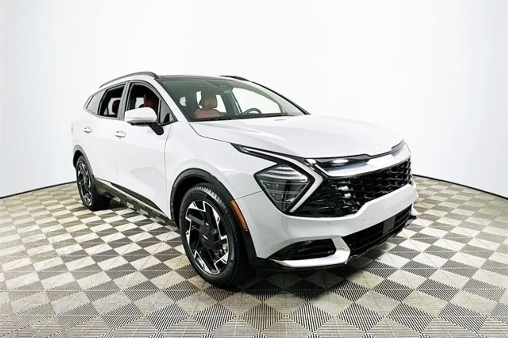 2025 Kia Sportage photo 1