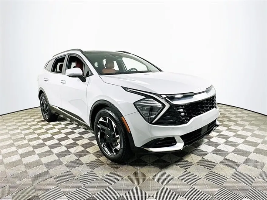 2025 Kia Sportage photo 1