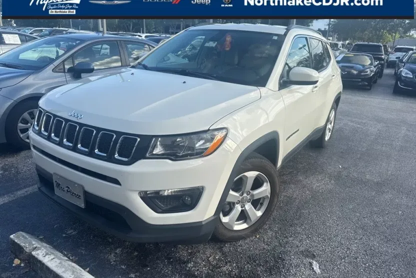 2019 Jeep Compass Latitude photo 1