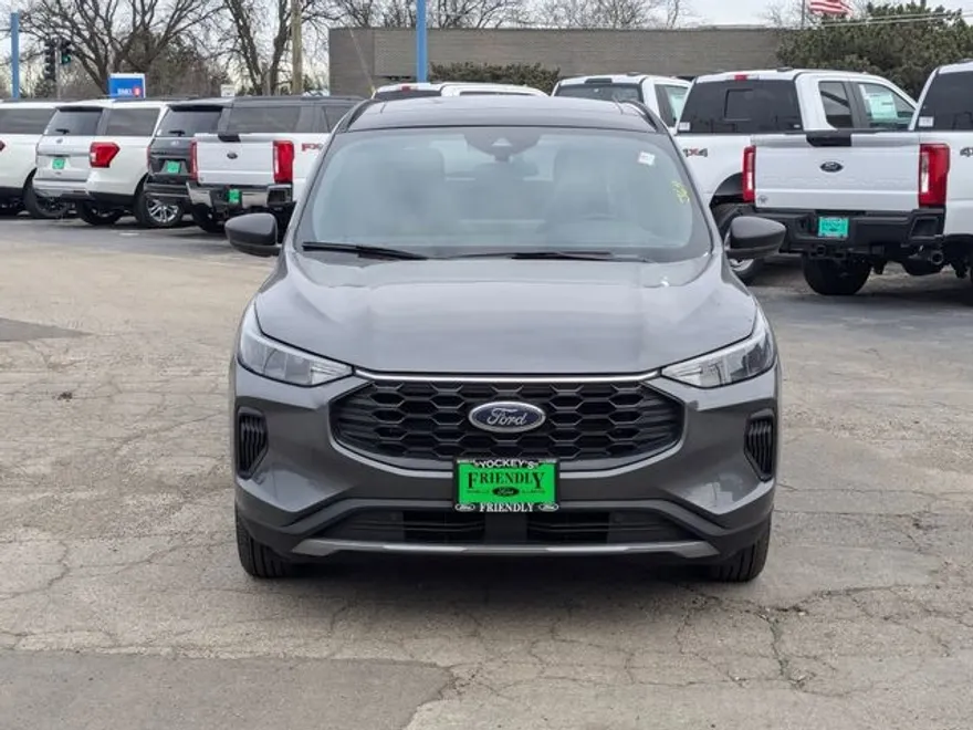 2025 Ford Escape ST-Line photo 1
