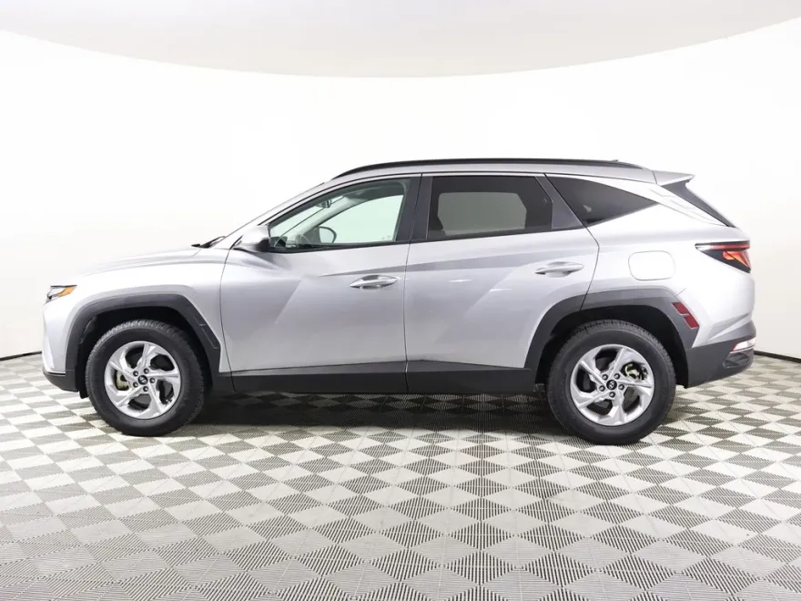 2024 Hyundai Tucson SEL photo 1