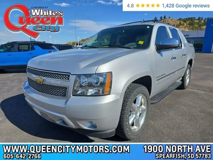 2013 Chevrolet Avalanche LTZ photo 1