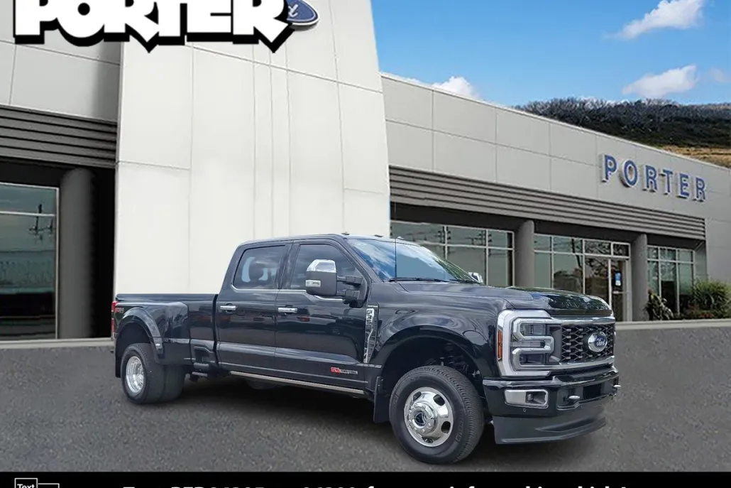 2024 Ford F-350 Platinum photo 1